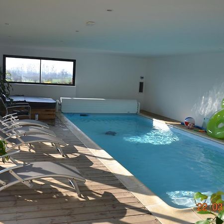 Piscine Interieure Privee Chauffee Toute L Annee Et Spa St Martin Saint-Martin-l'Hortier Exterior photo